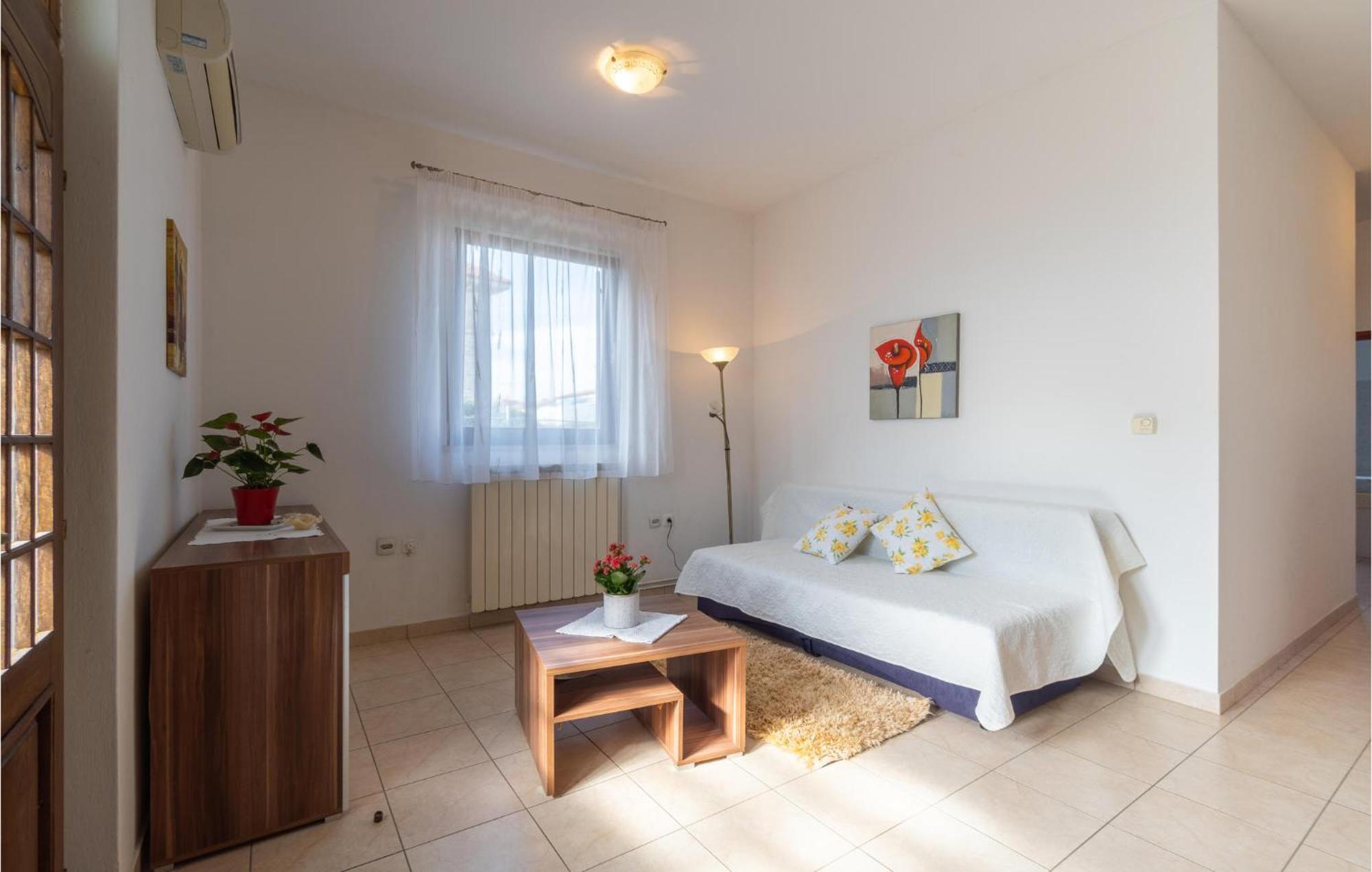 Awesome Apartment In Pula With Wifi Extérieur photo