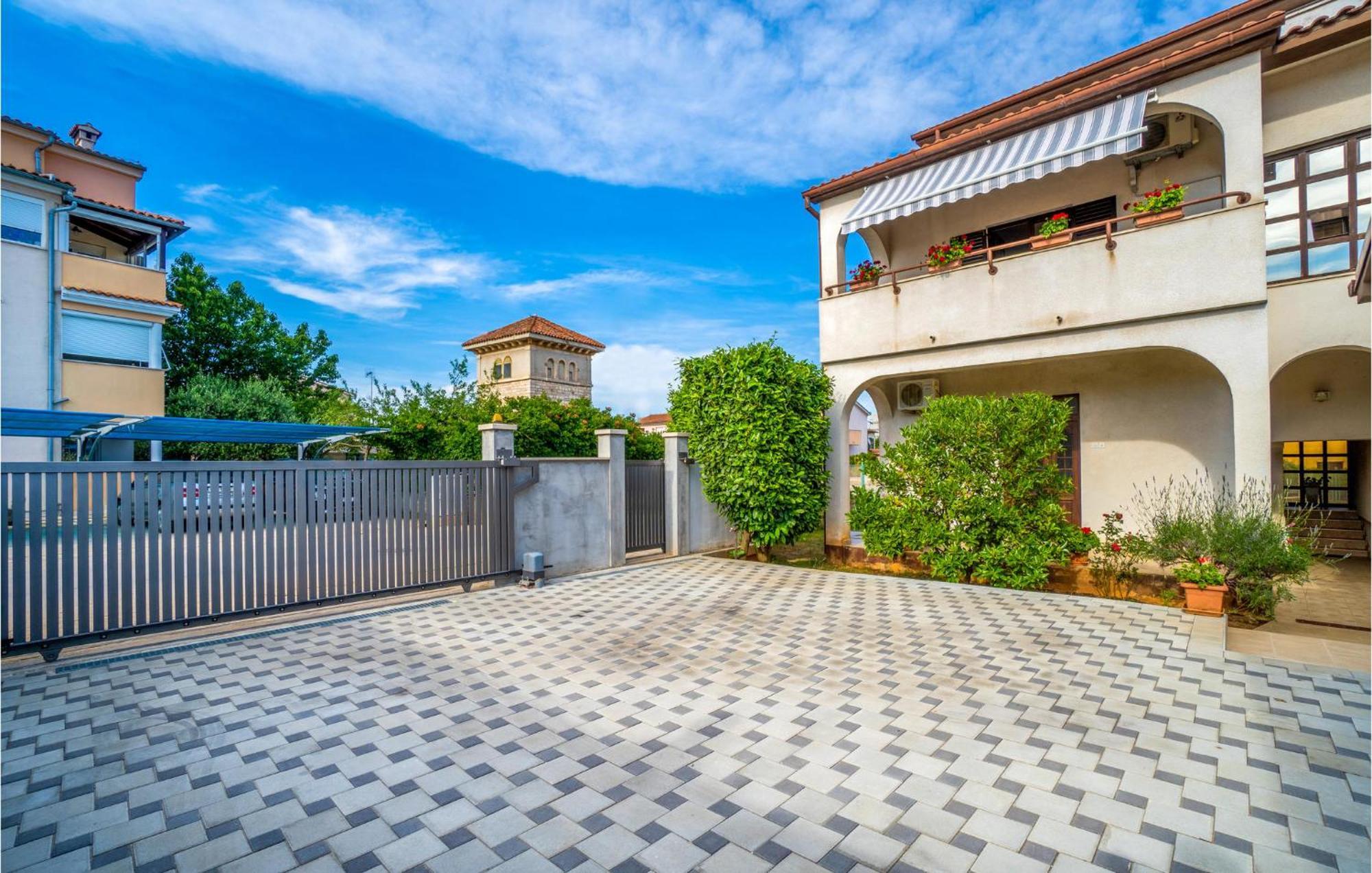 Awesome Apartment In Pula With Wifi Extérieur photo