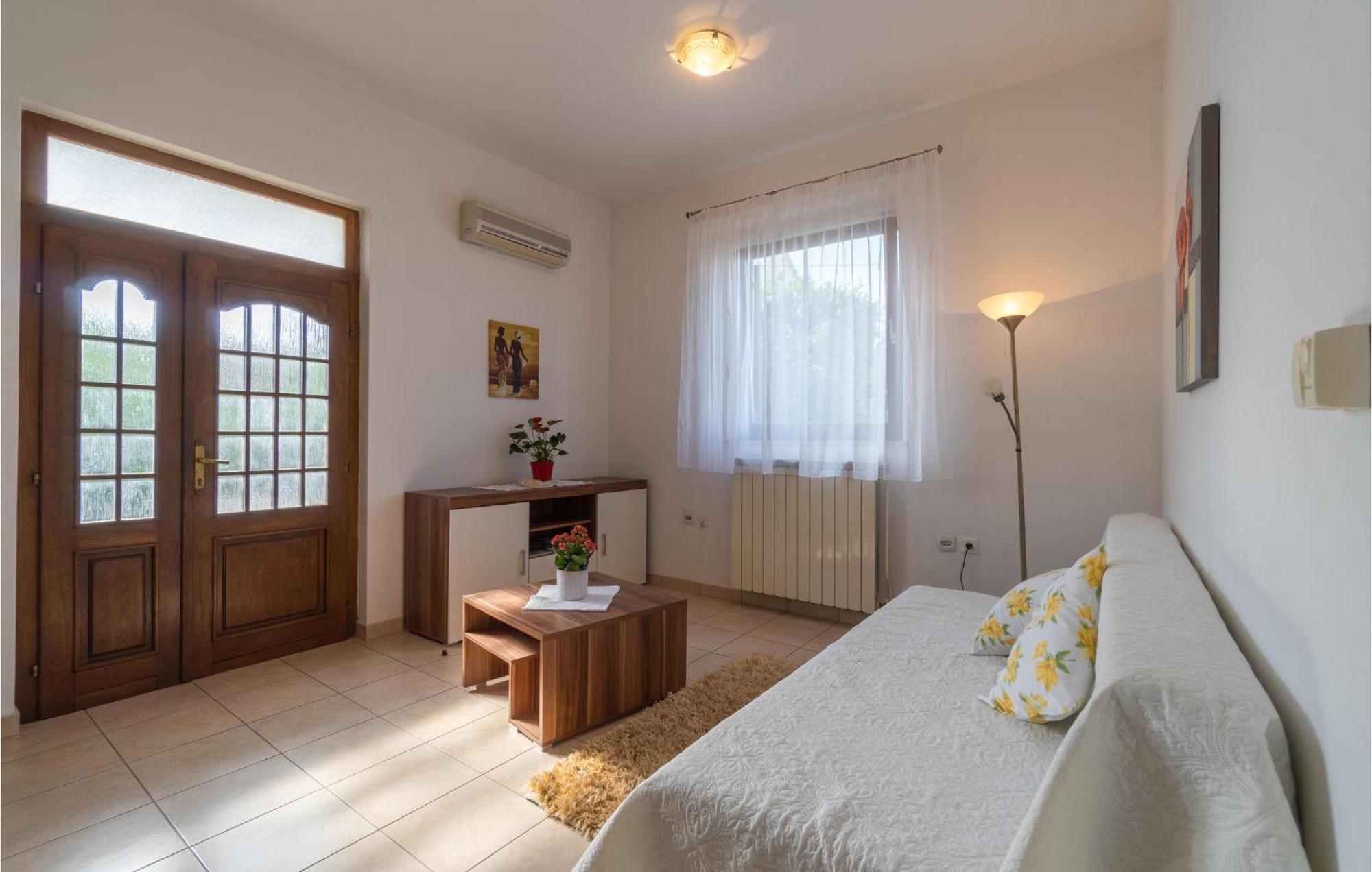 Awesome Apartment In Pula With Wifi Extérieur photo