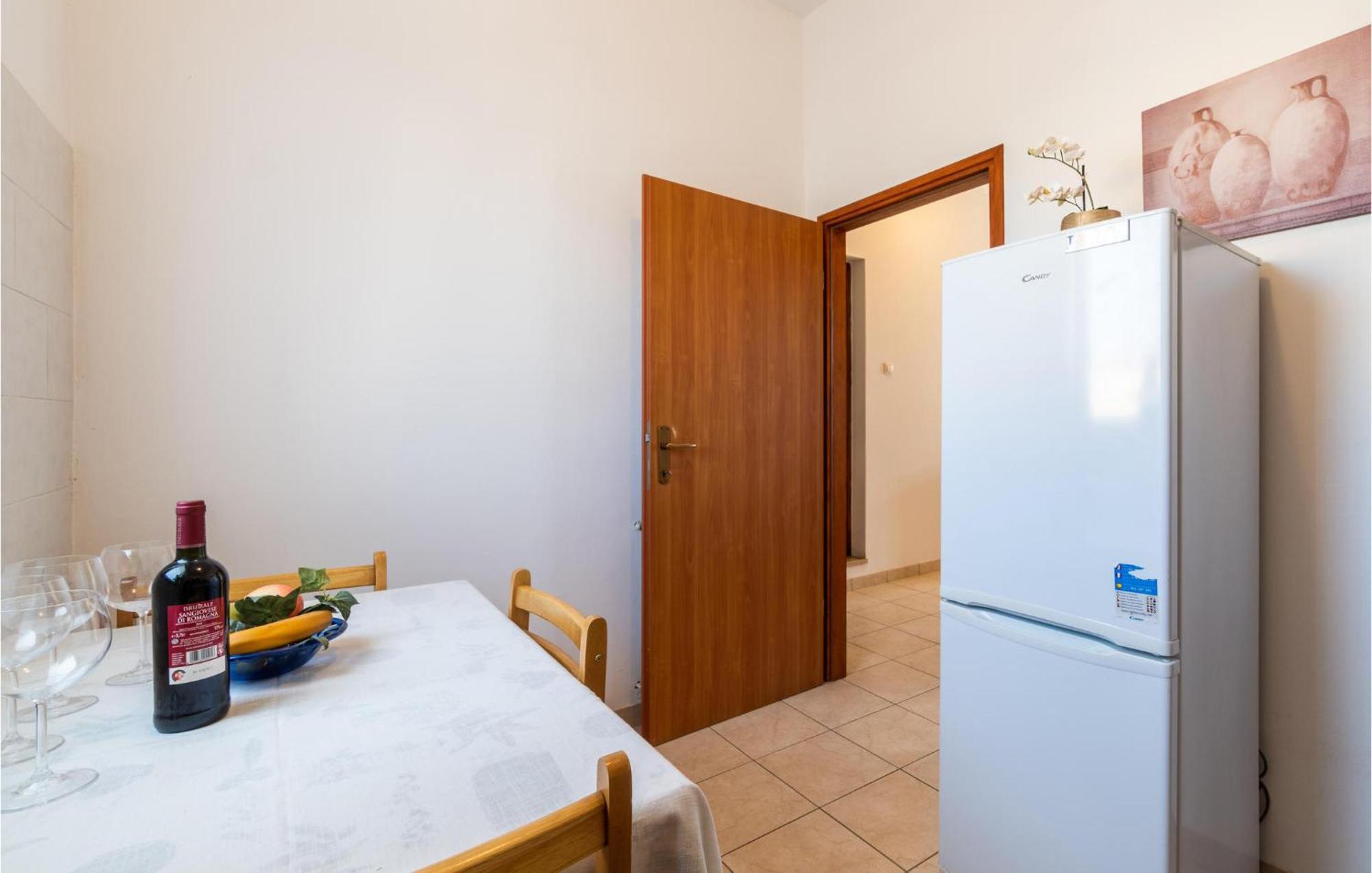 Awesome Apartment In Pula With Wifi Extérieur photo